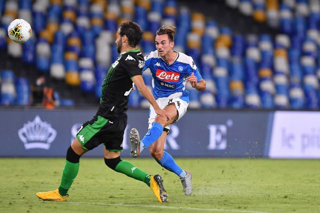 场均25分14篮板！杨文学蝉联NBL常规赛MVP