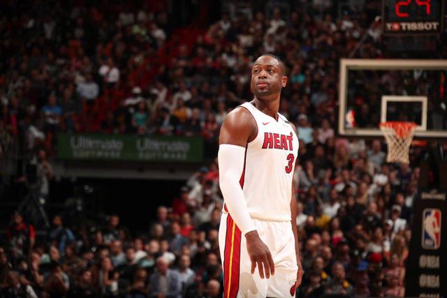 欧文34分独行侠大胜马刺6连胜 国王逆转胜掘金